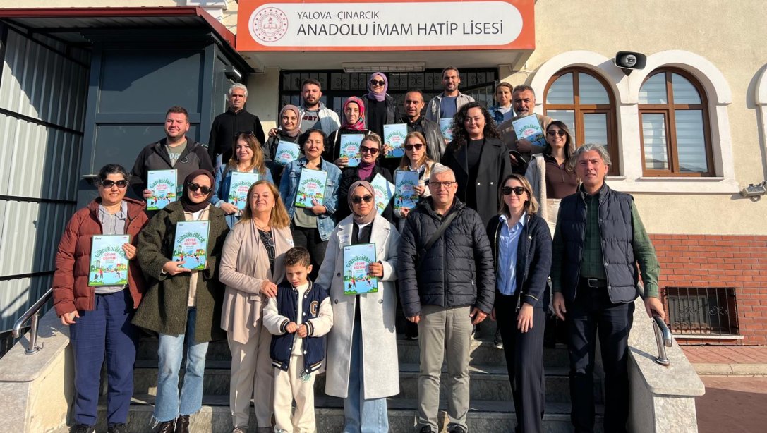 ÇINARCIK GÜZ DÖNEMİ ÖĞRETMEN AKADEMİLERİ TAMAMLANDI